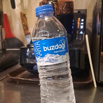 Aldığım Buzdağı Su Şişelerinde Deformasyon Ve Sızıntı Nedeniyle Maddi Zarar