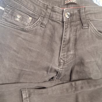 Mavi Mağazasından Alınan Jeanlerde Renk Solması Ve Kullanıcı Hatası İddiası