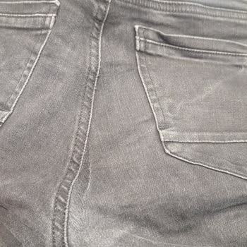 Mavi Mağazasından Alınan Jeanlerde Renk Solması Ve Kullanıcı Hatası İddiası