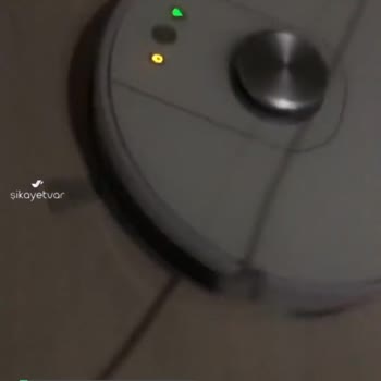Homend Robot Süpürge Kendi Etrafında Dönüyor!