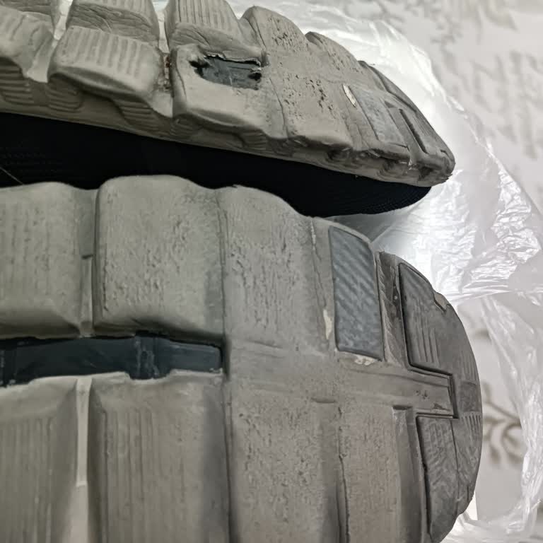 Greyder 1 Ayda Kullanılamaz Hale Gelen Ayakkabı Hayal Kırıklığı Yarattı!