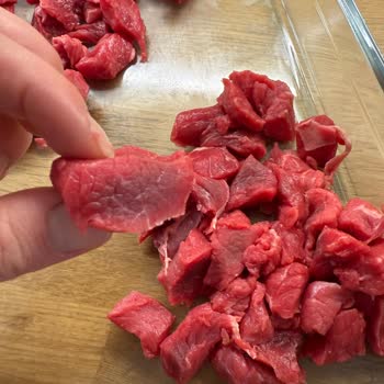 Aldığım Kuşbaşı Ette Koyu Lekeler Ve Hijyen Endişesi Yaşadım