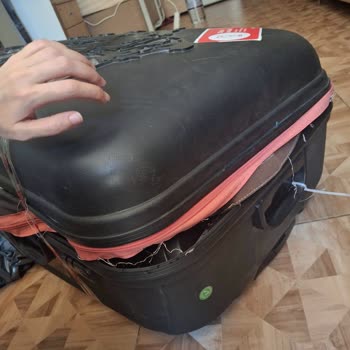 Kırık Valiz Ve Kaybolan Eşyalar İçin Aras Kargo Mağduriyetim Giderilmiyor