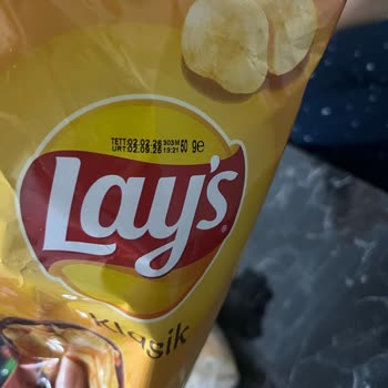 Bozuk Cips Tüketimi Sonrası Sağlık Sorunu Ve Şok Marketten Çözüm Talebi