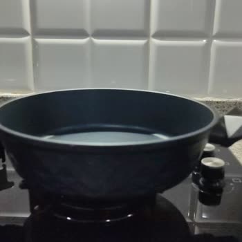 10 Yıl Garantili Tencere Setinde Çizilme Ve Servis Sorunu