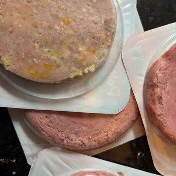 Migros'tan Aldığım Salamlar Bozuk Ve Küflü Çıktı, Ücret İadesi Yapılmadı