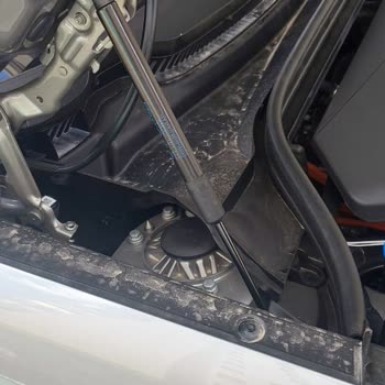 Sıfır Araçta Boya Lekeleri Ve Yetersiz Teslimat Sonrası Hizmet