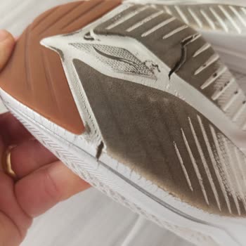 Kısa Sürede Tabanı Yarılan Skechers Ayakkabım İçin Değişim Veya İade Talebim Reddedildi