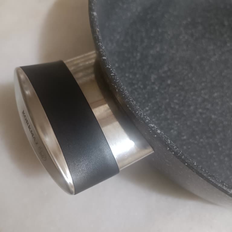 Korkmaz Tencere Ve Tavada Aşırı Isınan Kulplar Ve Müşteri Hizmetlerinden Yanıtsızlık