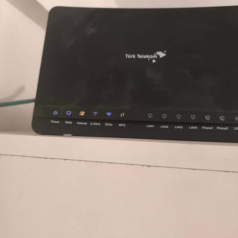 Günlerdir Süren Türk Telekom İnternet Kesintisine Çözüm Bulunamıyor