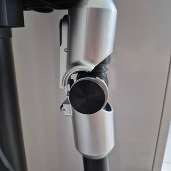 Garanti Kapsamındaki Süpürge İçin Yedek Parça Temin Edilmemesi Ve Ücretli Üst Model Teklifi