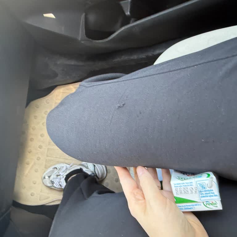 İlk Giyimde Tüylenen Eşofman Altı Ve Üstü Hayal Kırıklığı