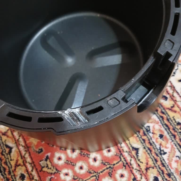 Kumtel Airfry XL'de Erime Ve Temassızlık Sorunu, Servisten Çözüm Alamadım