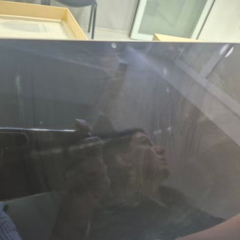 Lenovo Yoga TAB Plus Tabletin Ekranında Kalıcı Klavye İzi Ve Yetersiz Destek