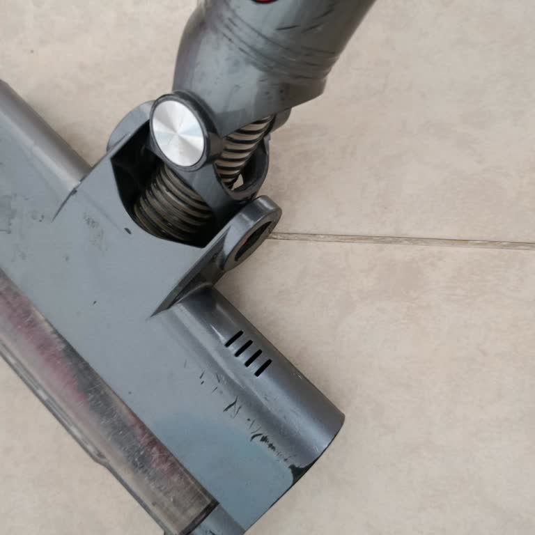 Onvo Dikey Elektrikli Süpürge Tekerlek Sorunu Ve Garanti Mağduriyeti