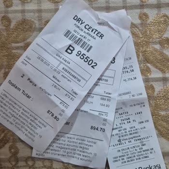 Kuru Temizlemede Ürünlerim Zarar Gördü, Ücret İadesi Ve Zararın Karşılanmasını Talep Ediyorum