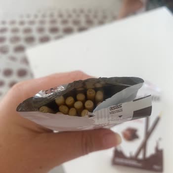 Ağzı Açık Ve Bayat Biscolata Stix Nedeniyle Endişe Ve Memnuniyetsizlik
