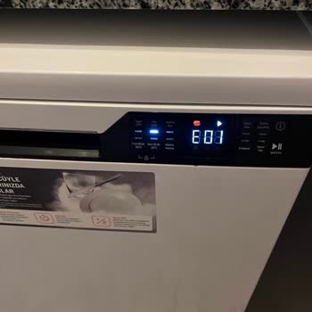 Arçelik Bulaşık Makinemde Sürekli Su Alma Ve Paslanma Sorunları Çözülmüyor