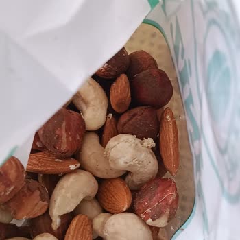 Kurtlanmış Ve Bayat Kuruyemiş Gönderildi, Para İadesi Talep Ediyorum