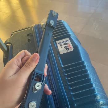 Otobüs Değişikliği Sırasında Valizimin Zarar Görmesi Ve İlgisiz Muavin