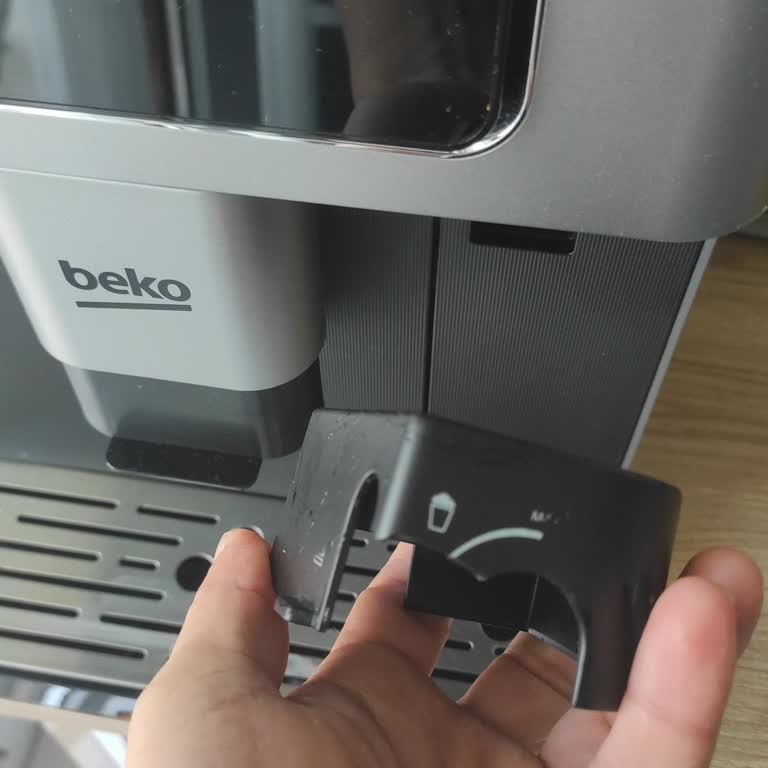 Beko Kahve Makinesi Süt Haznesi Kapağı Ayrı Satılmıyor, Mağduriyet Yaşıyorum