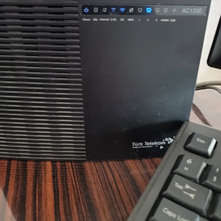 Uzun Süreli İnternet Ve Telefon Kesintisine Çözüm Bulunmuyor