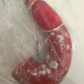 Aldığım Dana Sucuk Kısa Sürede Küflendi, Mağaza Yetkililerine Ulaşamıyorum