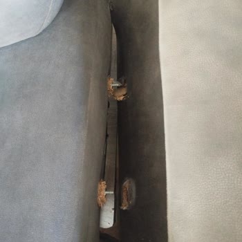 Teslimatta Yırtılan Ve Kısa Sürede Kırılan Koltuk İçin Çözüm Alamıyorum