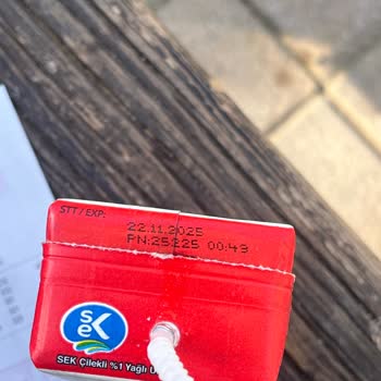 Bozuk Çilekli Süt Yüzünden Otizmli Çocuğum Sağlık Sorunu Yaşadı