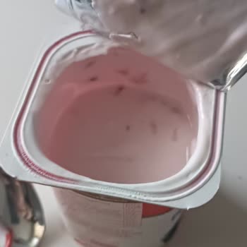 Eker Yoğurt Ambalajı Yarısı Boş Çıktı Mağduriyetimin Giderilmesini İstiyorum