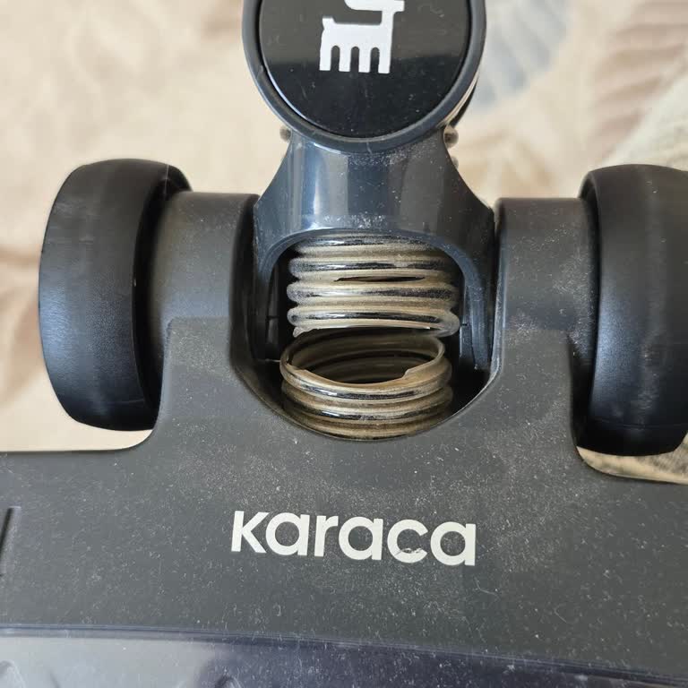 1 Yıllık Üründe Hortum Yırtılması Ve Yüksek Servis Ücreti Mağduriyeti