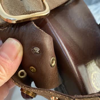 Aldığım Sandaletler Kısa Sürede Bozuldu Mağaza Tamiri Yetersiz Kaldı