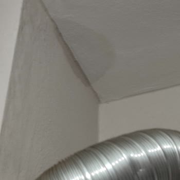 Yalıtım Sonrası Çatıdan Su Sızıyor, Firma Sorumluluk Almıyor Mağduriyet Sürüyor