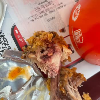 Bozuk Ve Kötü Kokulu Tavuklar, İlgisiz Personel!