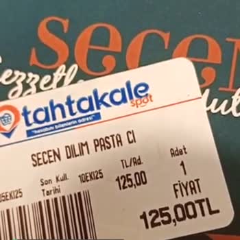Seçen Gross Yaş Pasta İçinden Çıkanlar