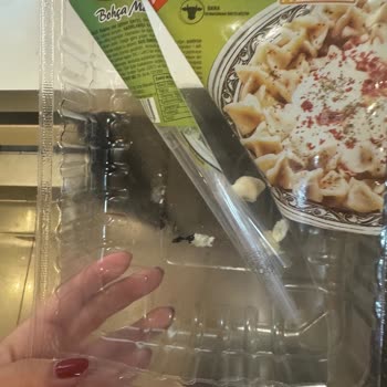 Migros Dana Etli Bohça Mantı'da Yabancı Madde Şoku: Gıda Güvenliği Endişesi