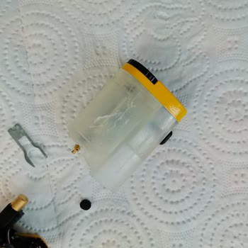 Ttobacco Shop Satın Aldığım Çakmak Bir Dakikada Kırıldı ve Gaz Sızdırdı