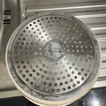 Tencere Setinde Kısa Sürede Oluşan Siyah Lekeler Sorunu