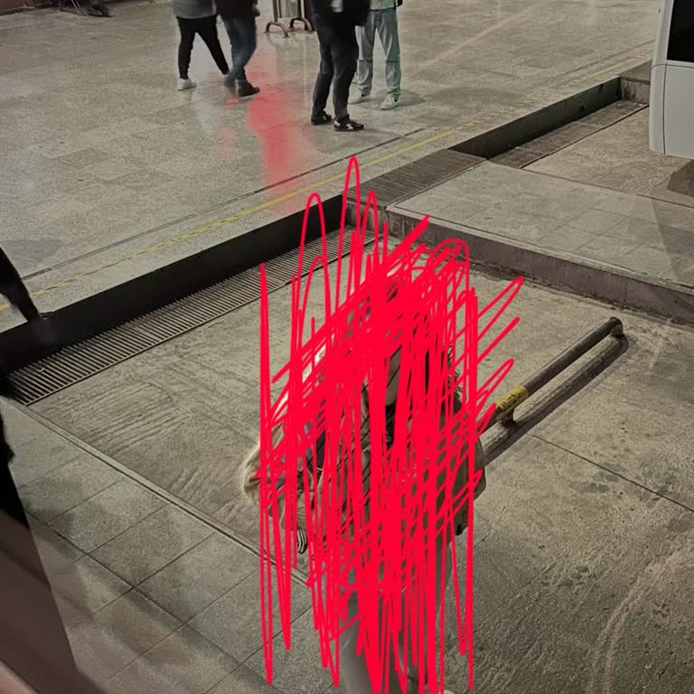 Otobüs Seferinde Gecikme, İlgisiz Personel Ve Kötü Koku Sorunu