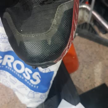 Kısa Sürede Deforme Olan Garantili Ayakkabıya Kullanıcı Hatası Yanıtı Ve İlgisiz Mağaza