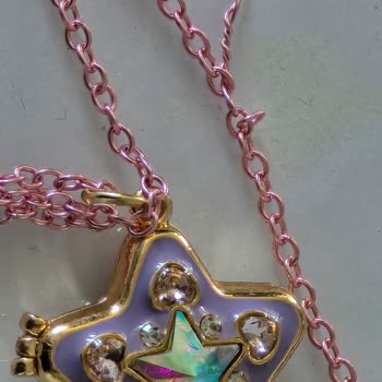 Satın Aldığım Kolyenin Kopuk Çıkması Nedeniyle Mağduriyet Yaşıyorum