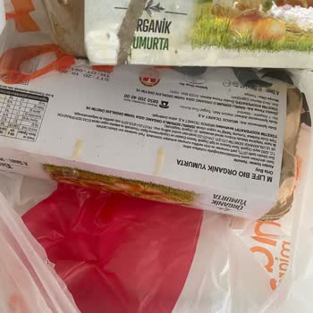 Kırık Yumurtalar İçin Saatlerce Bekletildim, İade Hâlâ Yapılmadı