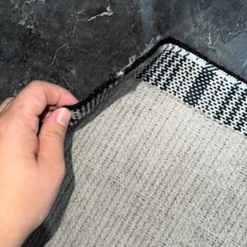 Karaca Halılarında Kısa Sürede Sökülme Ve Renk Solması Yaşadım