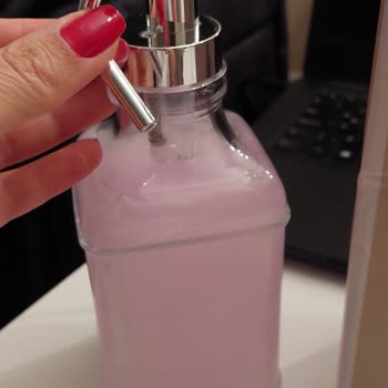 İlk Kullanımda Kırılan Sabunluk Hayal Kırıklığı Yaşattı