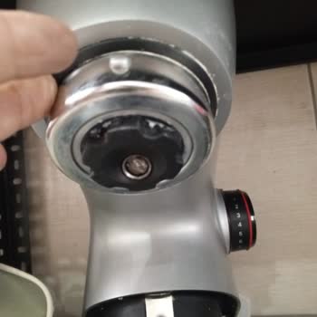 Garanti Kapsamındaki Yoğurma Aparatı Kırıldı, Yüksek Ücret Talep Ediliyor