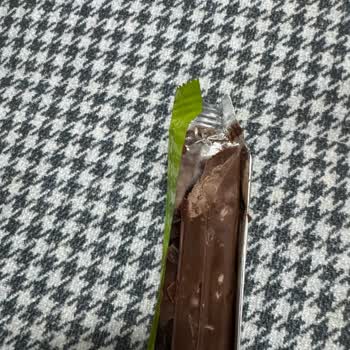 Aldığım Çikolatanın Erimiş Ve Eksik Çıkması Nedeniyle Hayal Kırıklığı Yaşadım