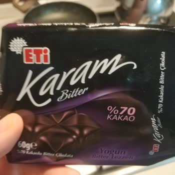 Migros'tan Alınan Eti Karam Bitter Çikolatada Küf Tadına Rastladım