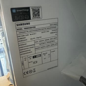 Yeni Alınan Buzdolabının Kapak Raflarında Teslimat Sonrası Çizik Sorunu