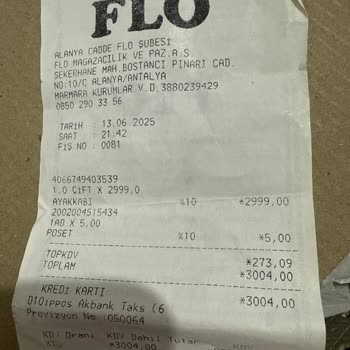 Adidas Ayakkabının Kısa Sürede Yırtılması Ve Çözüm Sunulmaması Mağduriyet Yaşattı