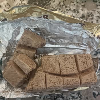 Ülker Antep Fıstıklı Çikolatada Bozuk Koku Ve Kötü Görüntü Şoku